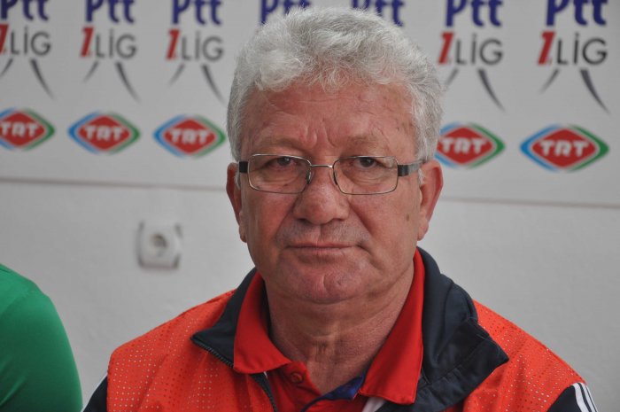 BİRLİKSPOR’DA ERTEKİN İMZALADI