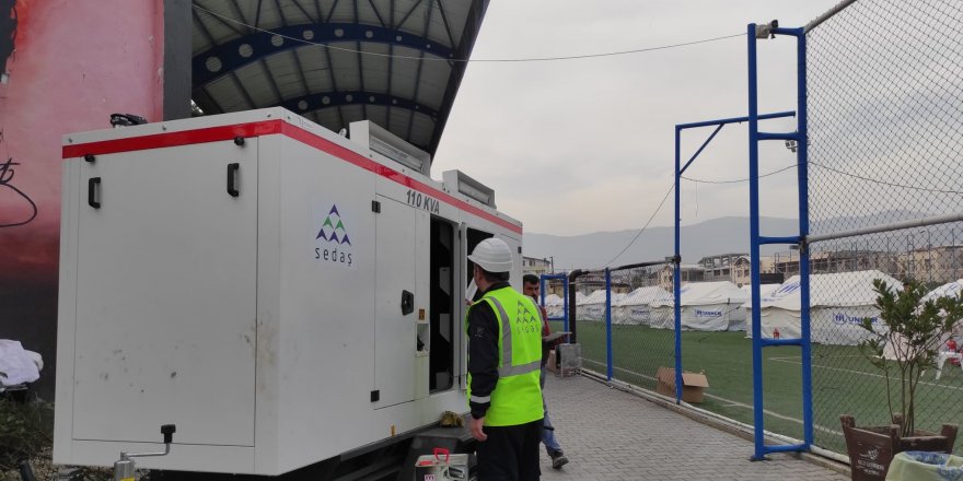 SEDAŞ deprem bölgesinde yaraları sarıyor