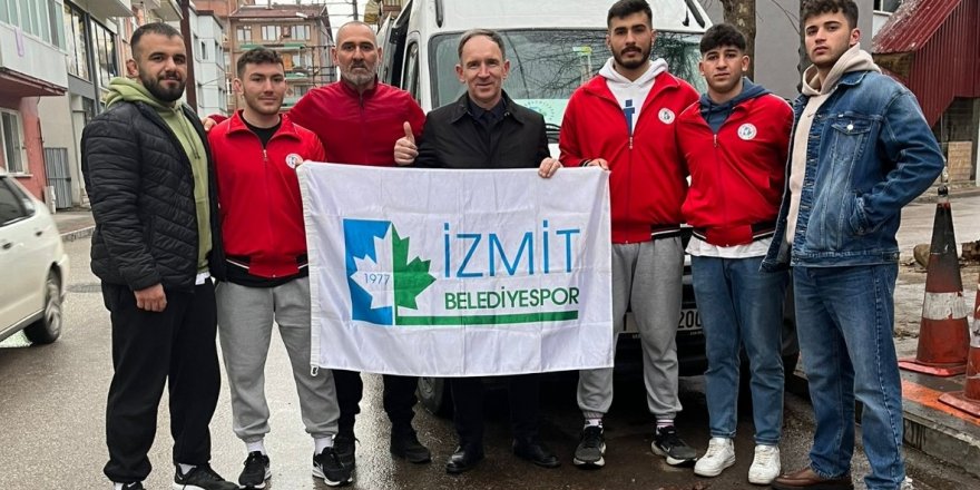 Güreşçilerin Çatalca kampı başladı