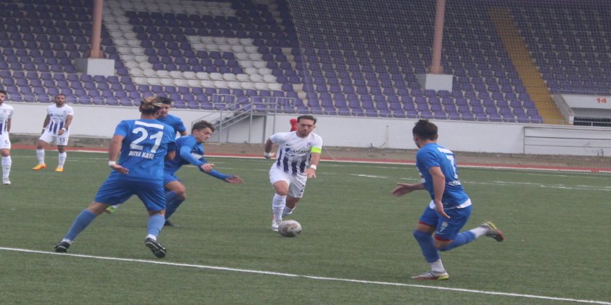 Gebzespor takibi sürdürdü