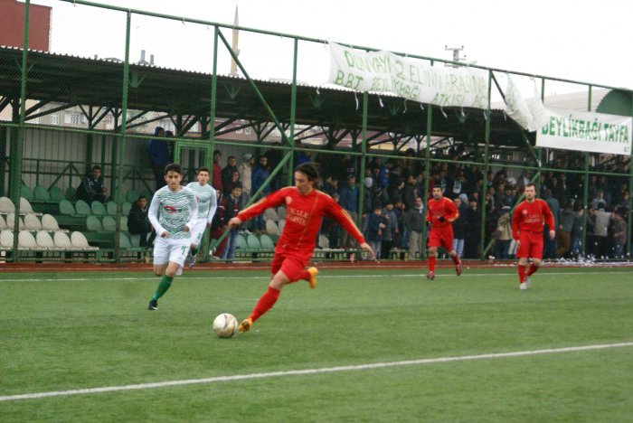 BEYLİKBAĞISPOR’UN YÜKSELEN DEĞERİ OSMAN