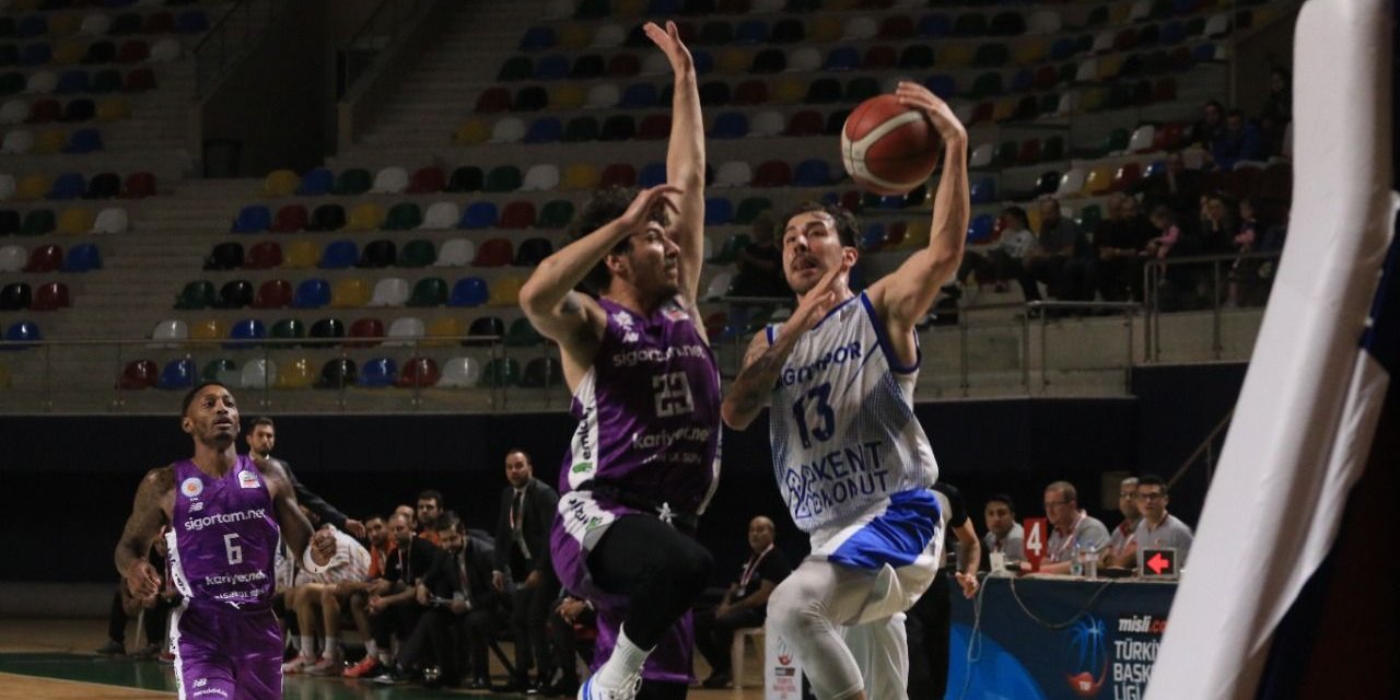 Kağıtspor’un Play-Off umudu devam ediyor