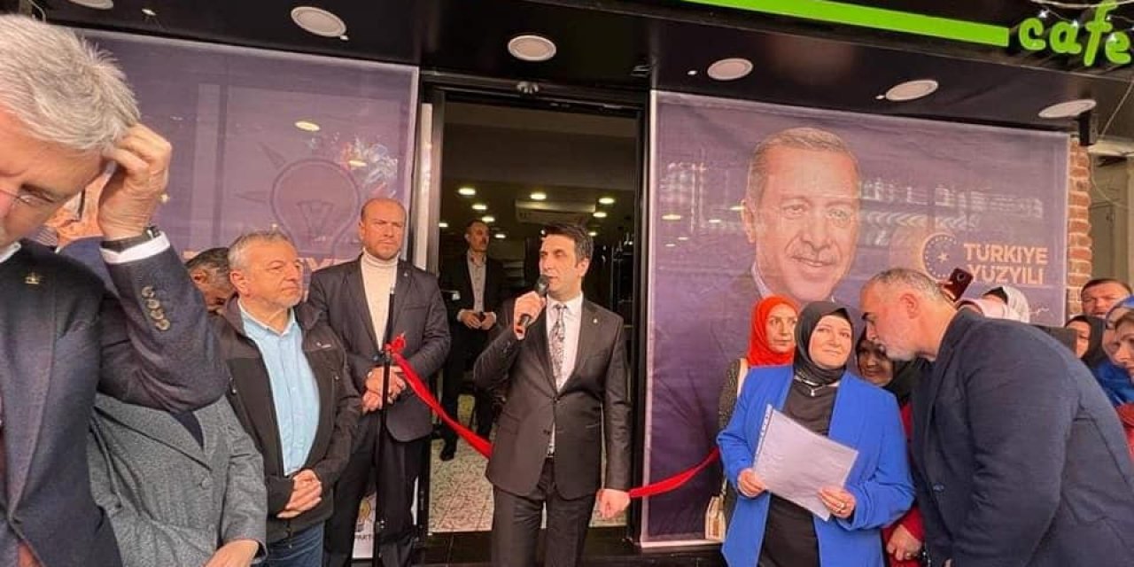 AK Parti Karamürsel SKM açılışına yoğun ilgi