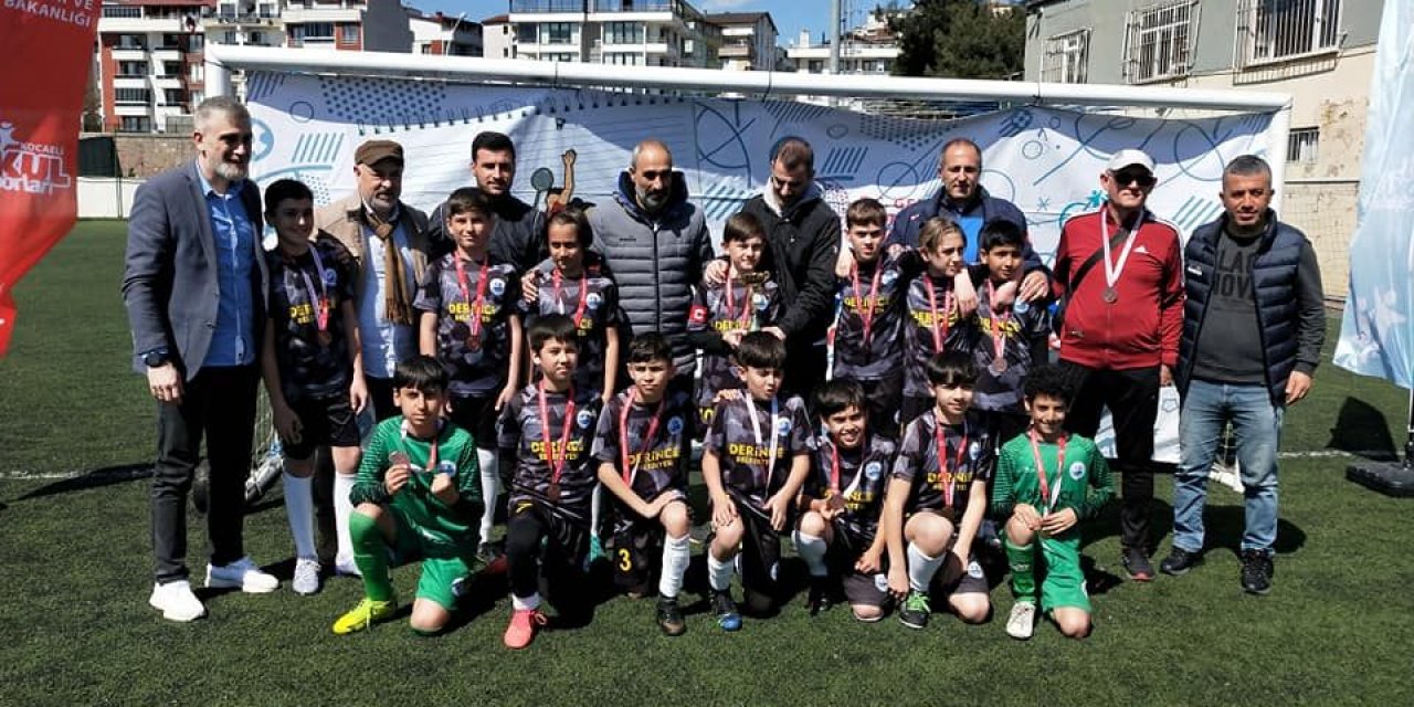 Dumlupınar üçüncü