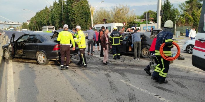 Kocaeli'de feci kaza: Yol trafiğe kapandı!