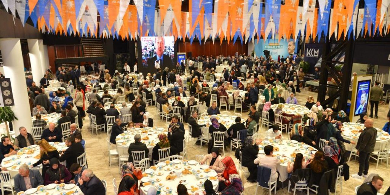 3 bin kişilik iftarla Ramazan’ı noktaladı