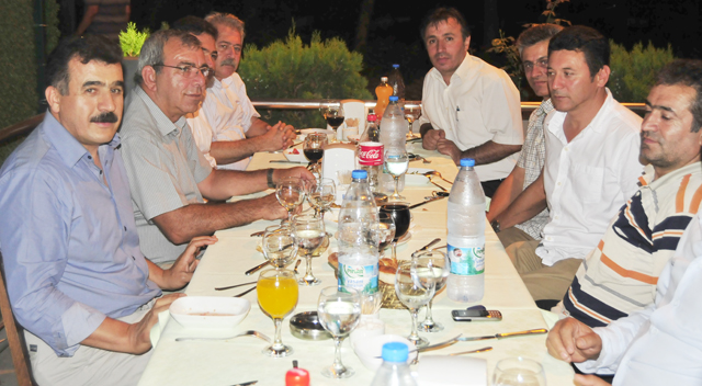 Birleşik Metal den üyelerine iftar