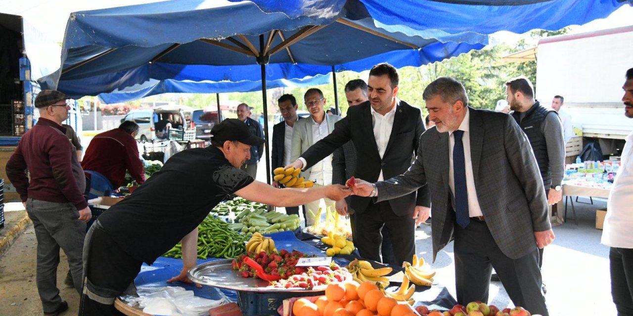 Çakır, “Kendi kendileriyle çelişki yaşıyorlar”