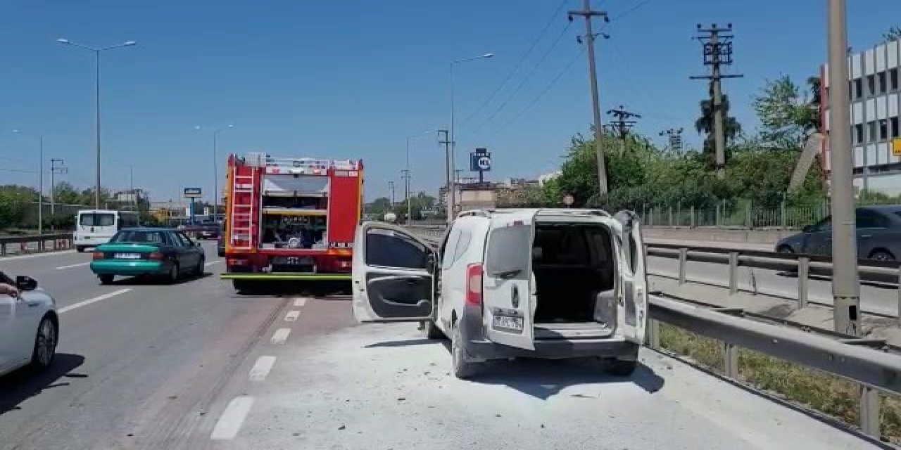 Seyir halindeki araçta yangın çıktı