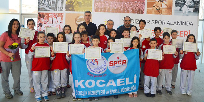 Yüzme Karması yarı finalde