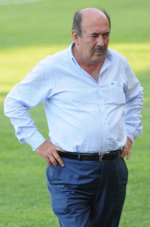 ‘HİÇBİR YERE GİTMİYORUM’