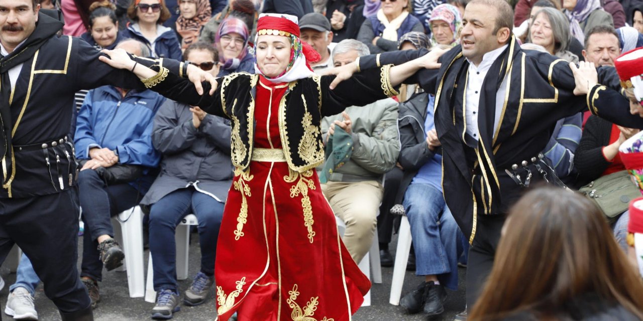 9’uncu Şakayık Şenliği gerçekleştirildi