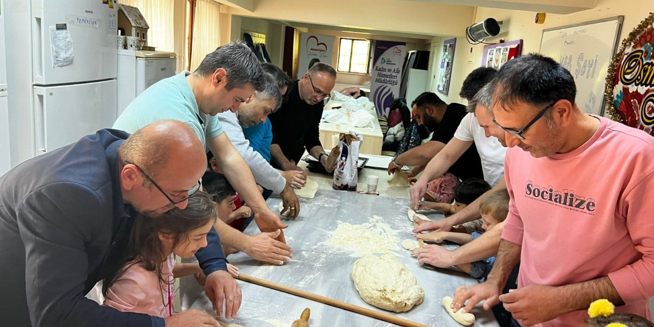 Babalara çocuk gelişimi eğitimi verildi