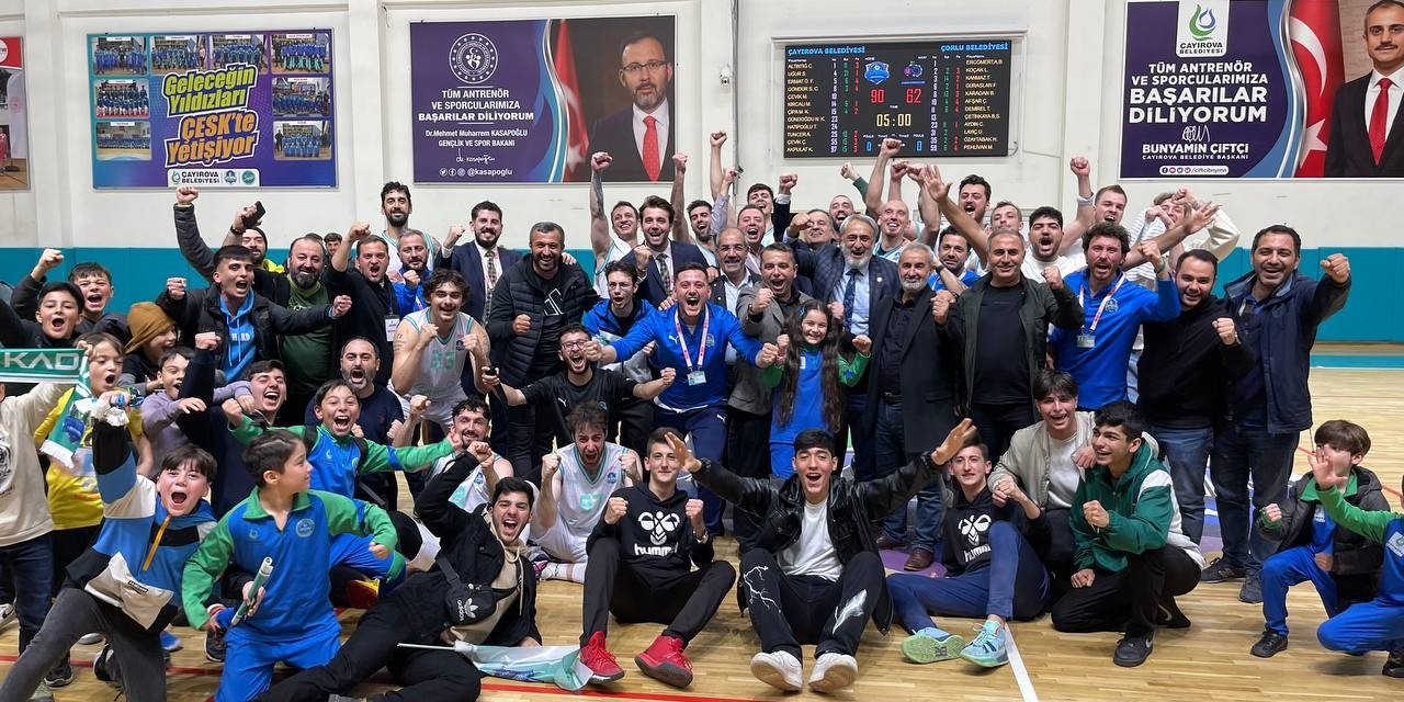 Çayırova Belediyesi Basketbol Takımı yarı finale yükseldi
