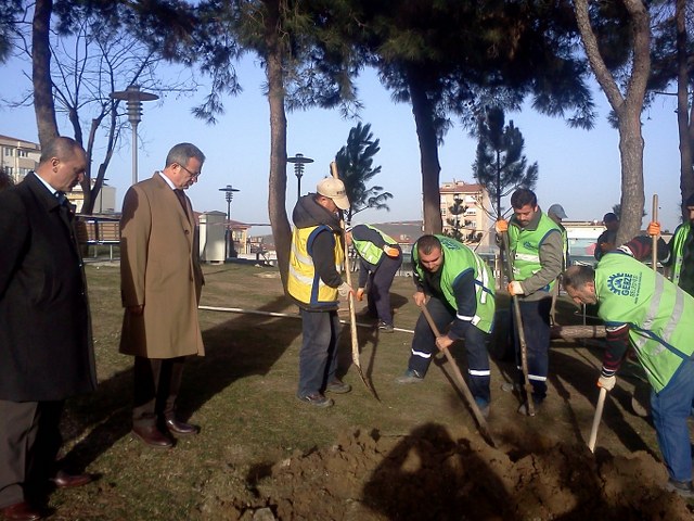 Çamlıkpark’a yeni fidanlar dikildi!