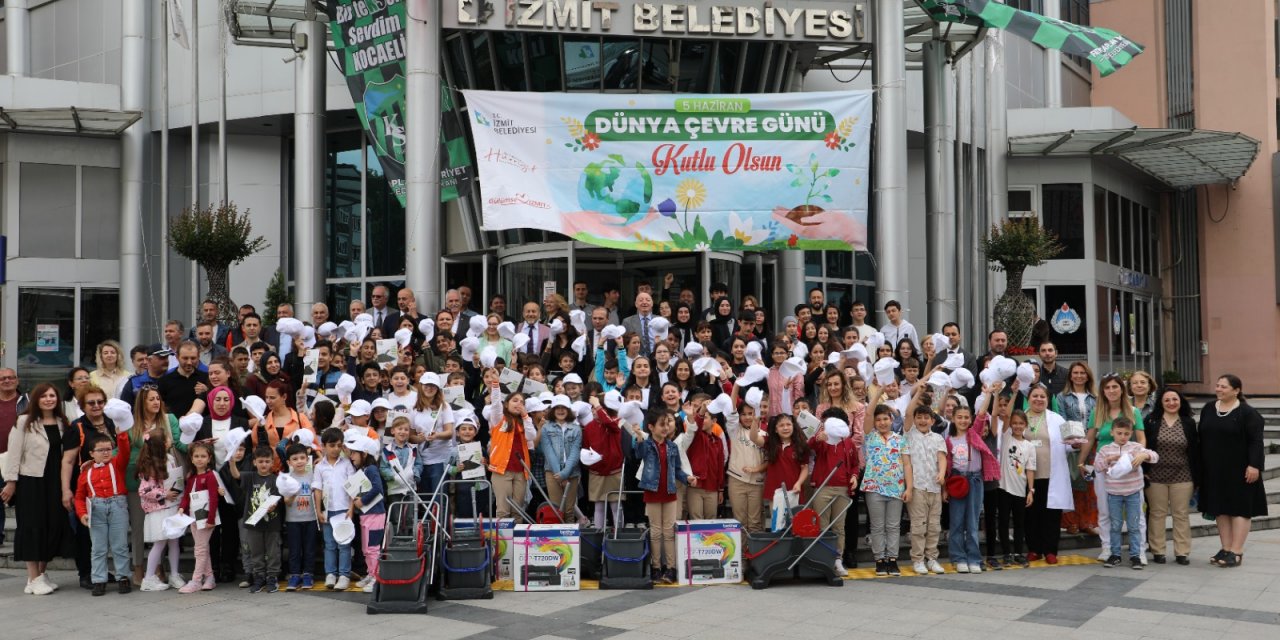 Atık toplama yarışmasında dereceye giren ödülleri verildi