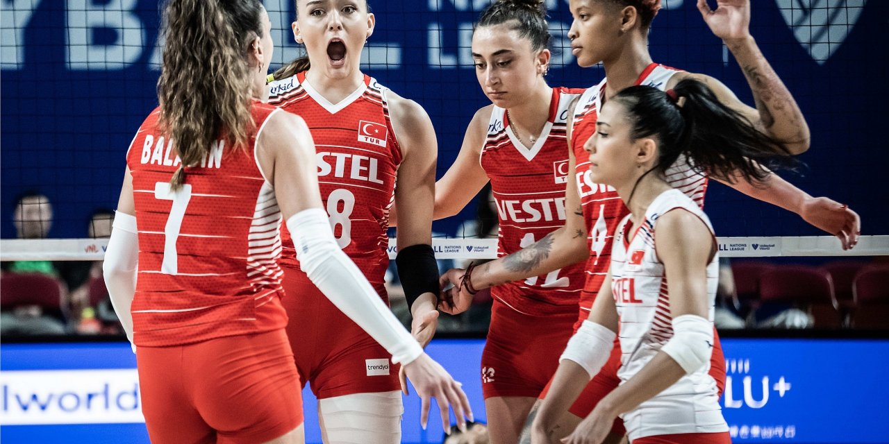 A Milli Kadın Voleybol Takımı, Dominik Cumhuriyeti'ni 3-1 mağlup etti