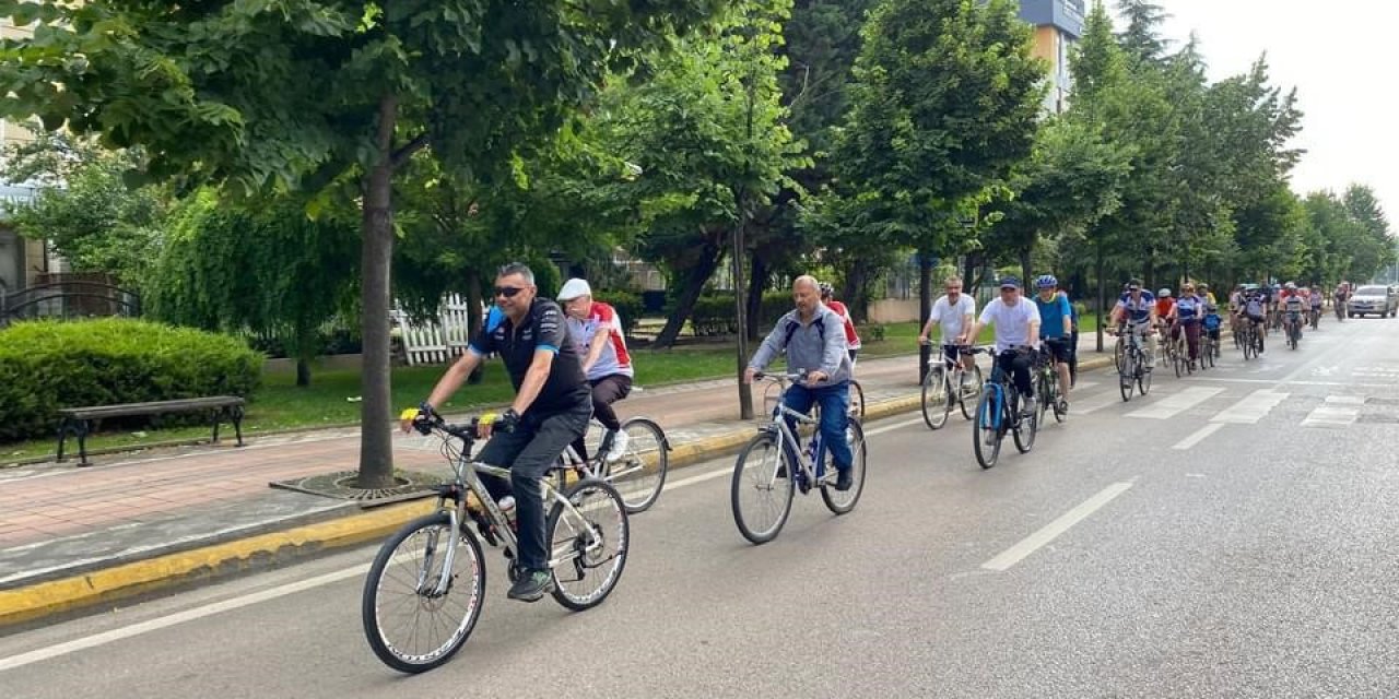 Pedallar İzmit'in kurtuluşu için çevrildi