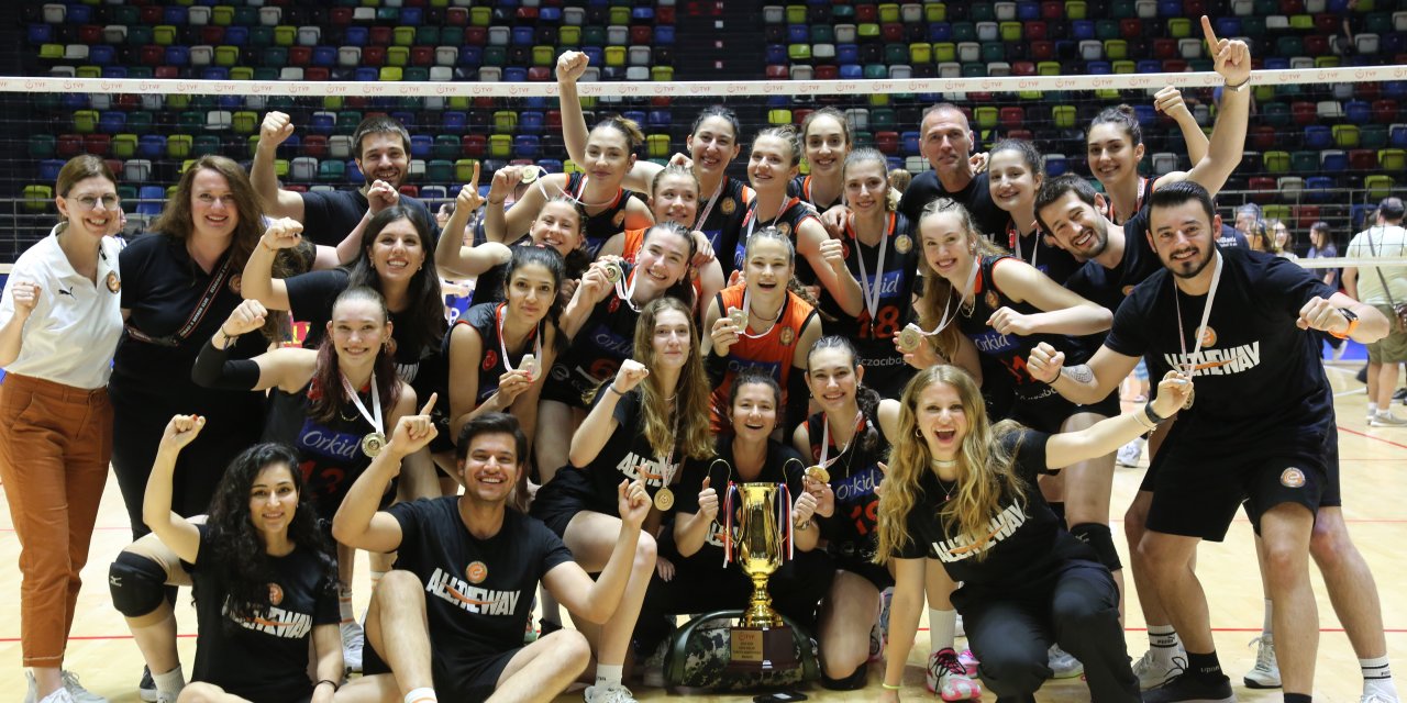 Eczacıbaşı Genç Kız Takımı, Türkiye şampiyonu oldu