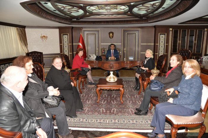 ÇYDD’den Vali Güzeloğlu’na ziyaret