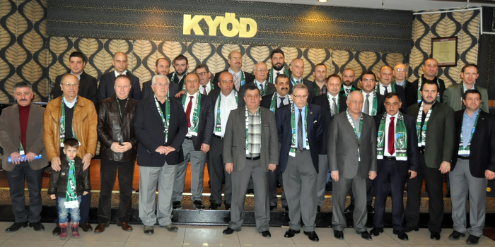 KOCAELİSPOR AYAKLANIYOR