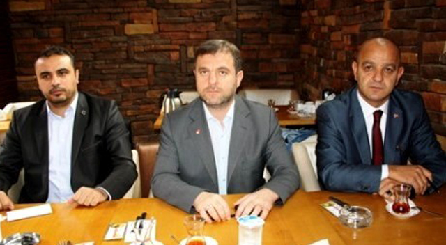 Muhalefetten AKP’ye ‘Zübük’ü izleyin’ önerisi