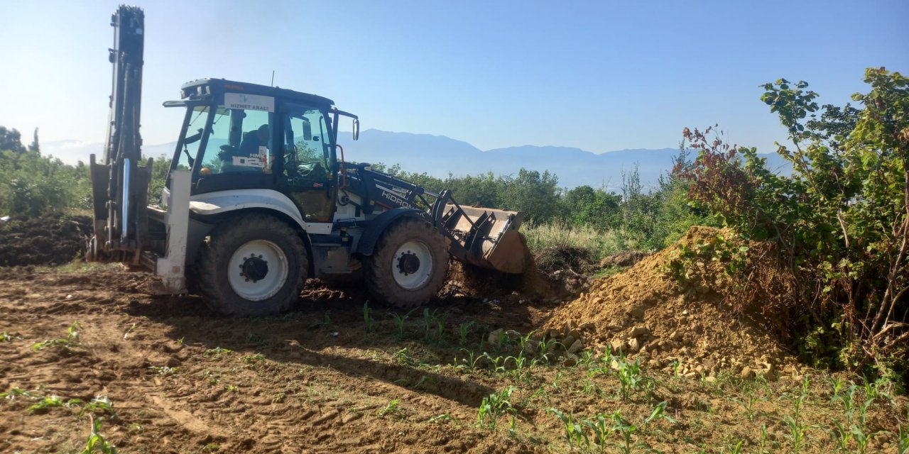 İzmit Belediyesi, kurban atık çukurlarını kapattı