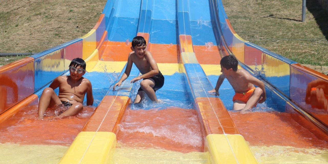 İZMİT BELEDİYESİ:  Aquapark yeni sezona kapılarını açtı!