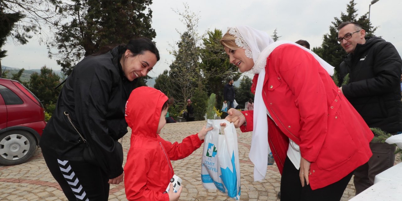 İzmit Belediyesi diğer ilçelerden de talep görüyor