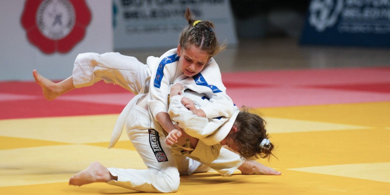 3. Uluslararası Judo Şampiyonası nefesleri kesti