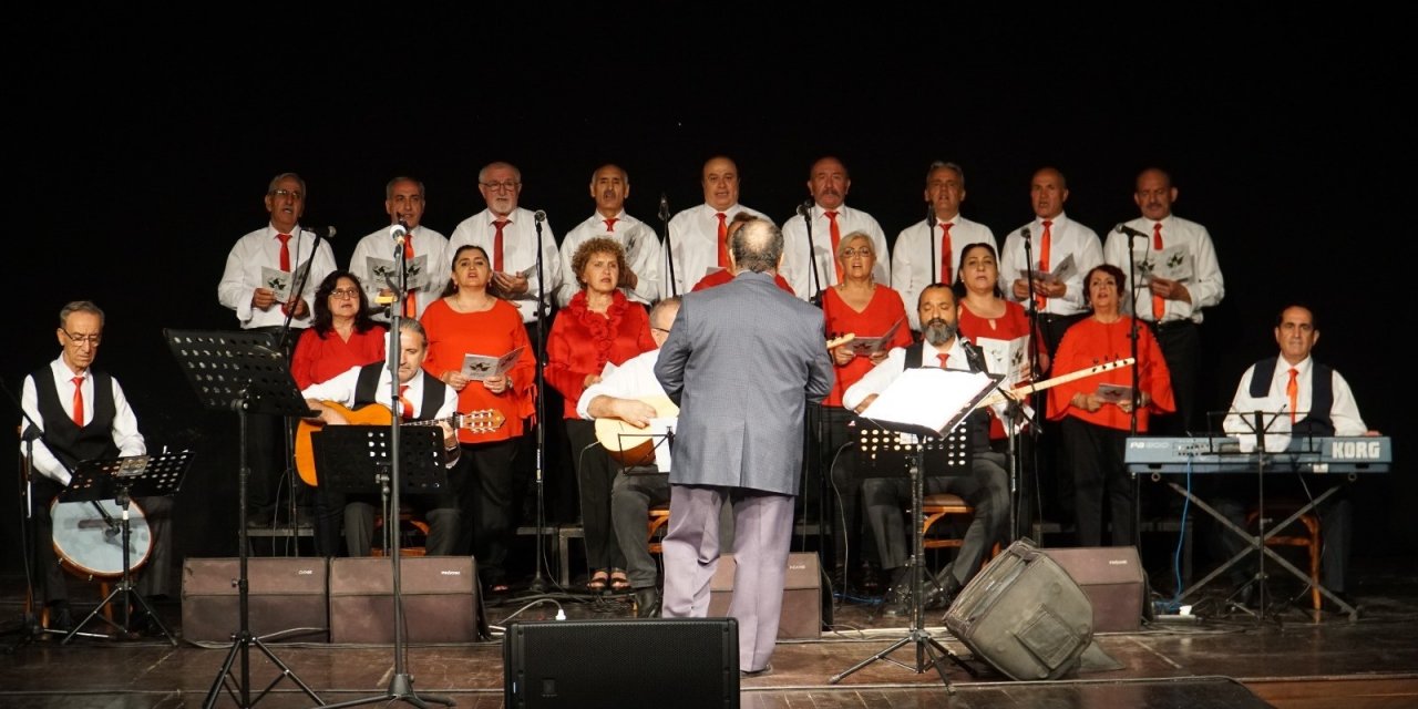 Aşık Veysel'in unutulmaz eserleri seslendirildi