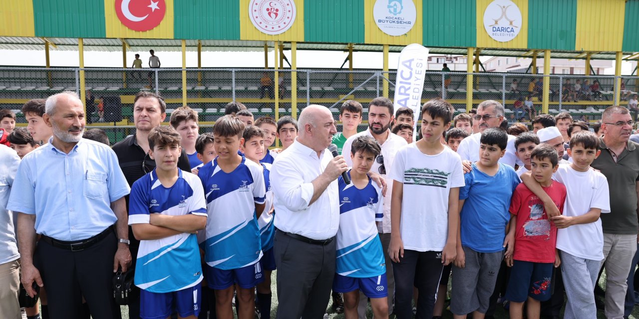 Camiler arası futbol turnuvası çekişmeli başladı