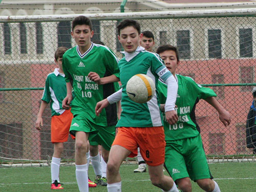 DARICA ZEKİ GEZER OKULU ÇEYREK FİNALDE