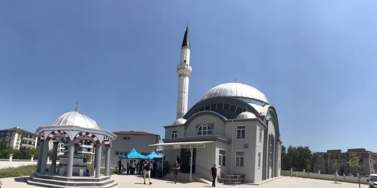 İmam-ı Rabbani Camii estetik görünüme kavuştu