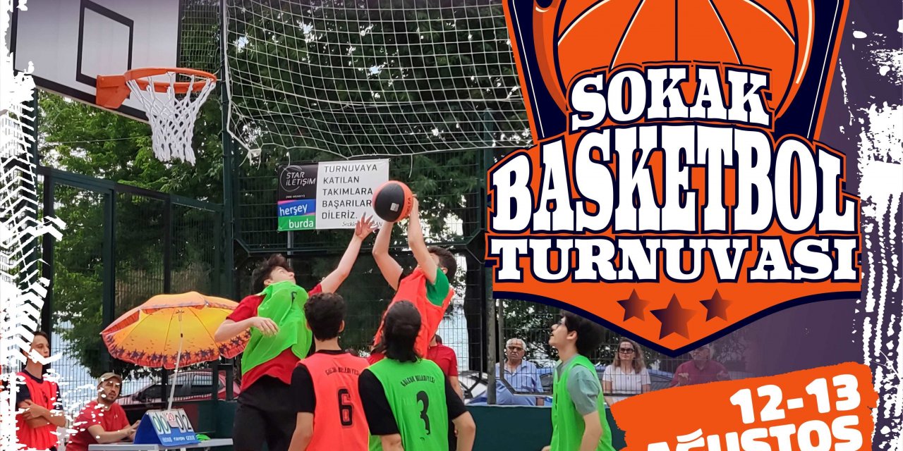 Sokakta basketbol var