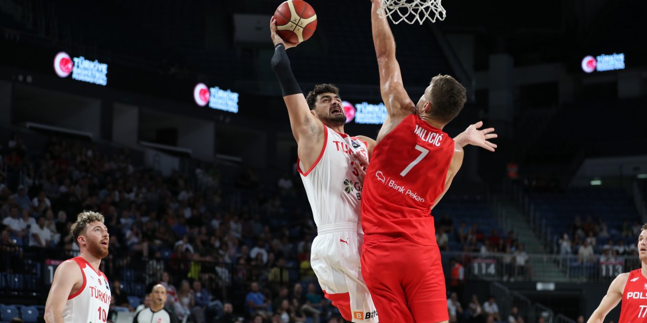 A Milli Erkek Basketbol Takımı, hazırlık maçında Polonya’yı mağlup etti