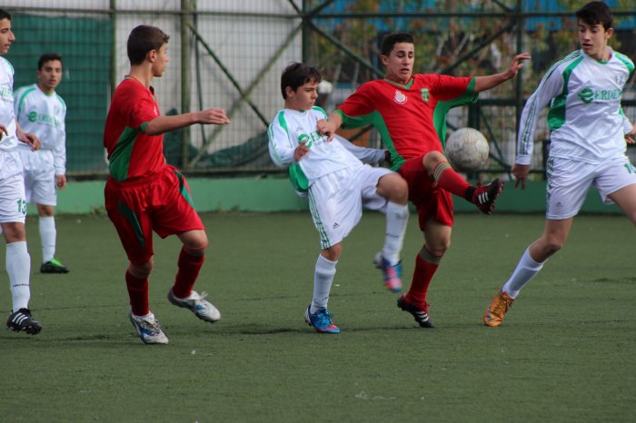 DİLOVASI ŞAMPİYONLUK PEŞİNDE