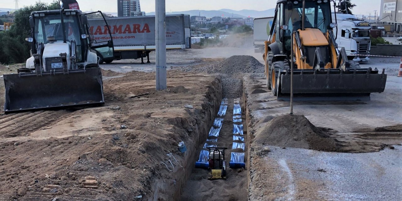 Çayırova’ya içme suyu ve kanalizasyon hattı