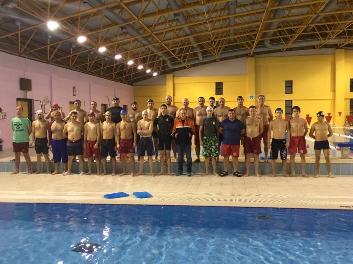 Hayat kurtarıcılar eğitime başladı