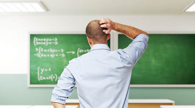 Öğretmenler işportacılık yapıyor!