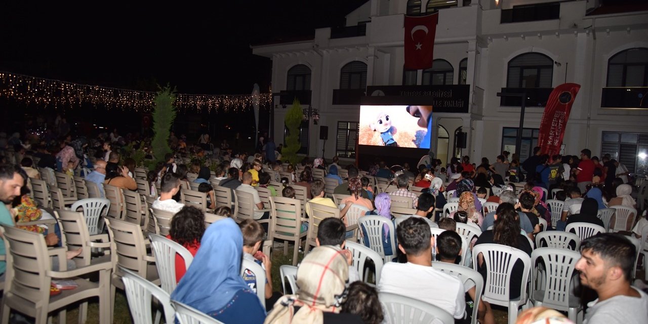 Sinema keyfine yoğun ilgi