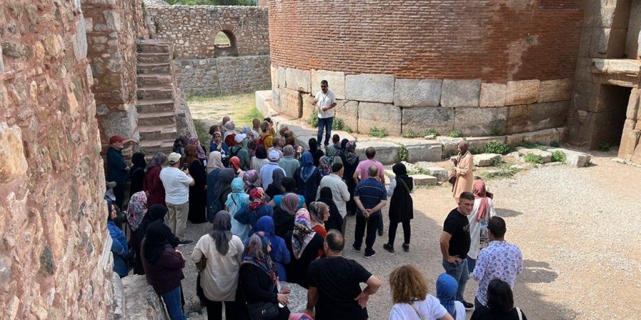 Derinceliler İznik'i gezdi