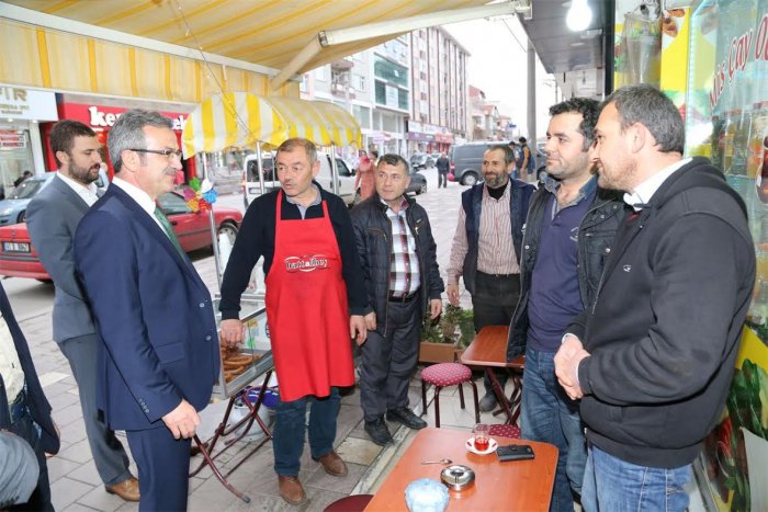 Köşker’den Akse Sapağı’nda esnaf turu