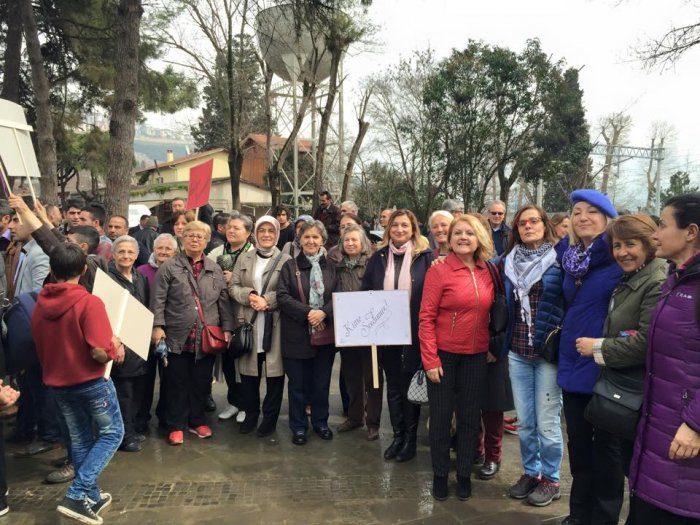 Herekeliler de çöp için ayaklandı