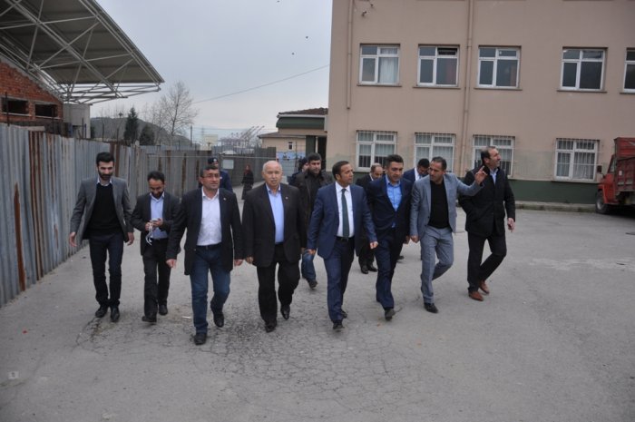 Başkan Toltar Spor Salonu Çalışmalarını İnceledi