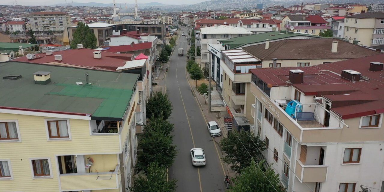 Ulaşım konforu için yollar ve kaldırımlar yeniliyor