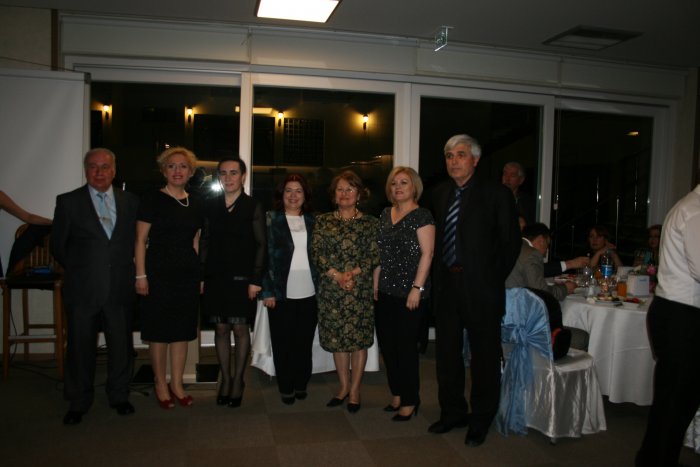 Hedef yüz bin kız öğrenciye burs!