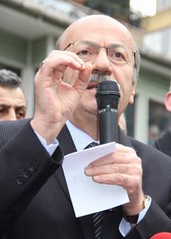 CHP’de şimdi de Bekaroğlu ismi geçiyor