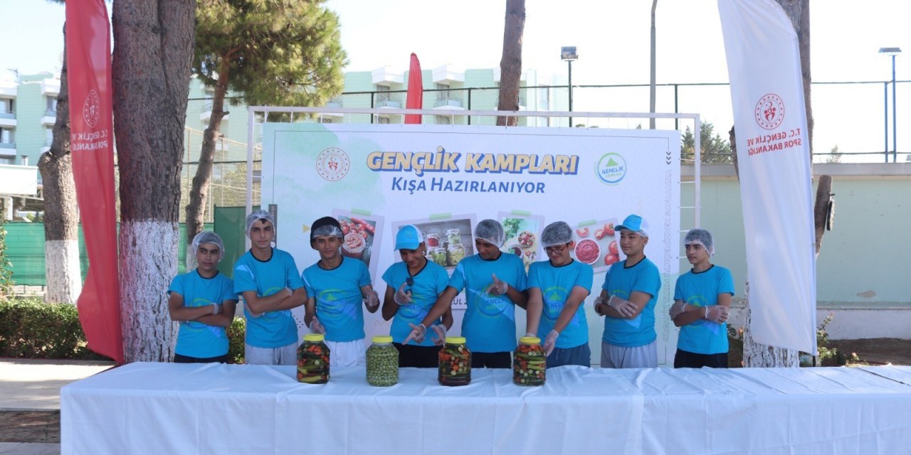 Efeler Gençlik Kampı, 2 ayda bin genci ağırladı