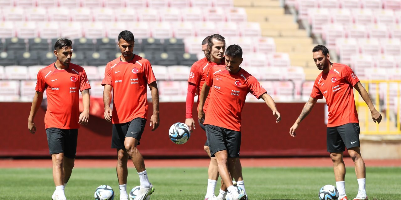 A Milli Futbol Takımı, Eskişehir'deki son çalışmasını yaptı